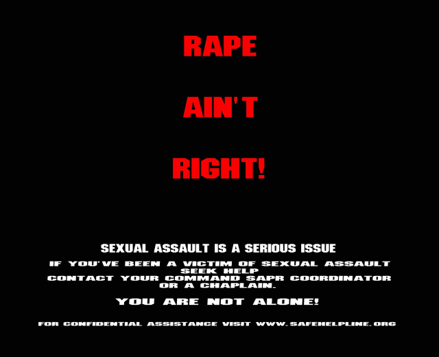 Plakat mit fettem schwarzem Text auf einem weißen Hintergrund, der "Rape Ain't Right: Sexual Assault is a Serious Issue" verkündet, eingerahmt von einem schwarzen Rand.