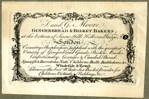 Ein altes Geschäftsblatt mit einer Illustration eines Lebkuchen- und Keksbäckers, mit Text über die Angebote der Bäckerei.