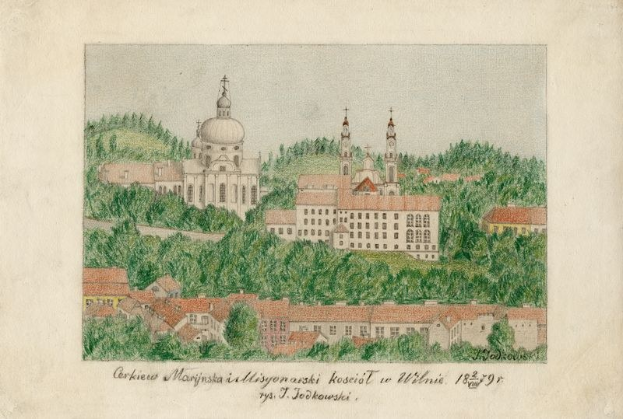 Eine Zeichnung des Klosters Corkiec und der Kirche des Heiligen Grabes, die eine große weiße Kirche mit rotem Dach und hohem Turm zeigt, umgeben von grünen Bäumen und Gebäuden unter einem hellblauen Himmel mit weißen Wolken.